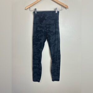 Lululemon Size 4 High-Waist Camo Leggings - Black